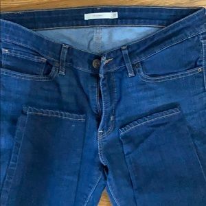 Levi 711 jeans